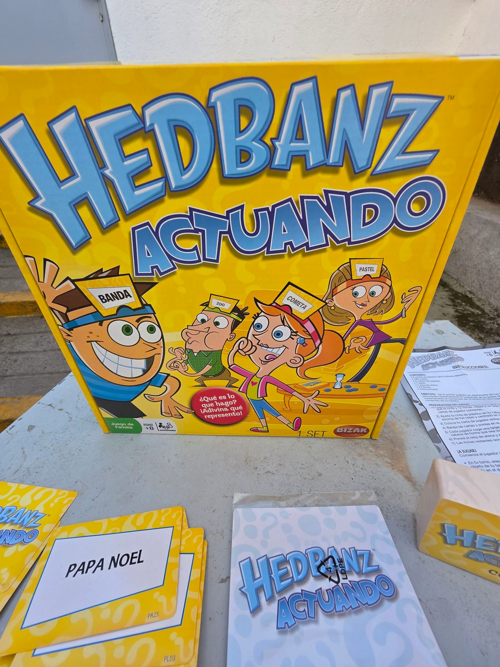 Hedbanz Actuando Jogo de Mesa – photo 7